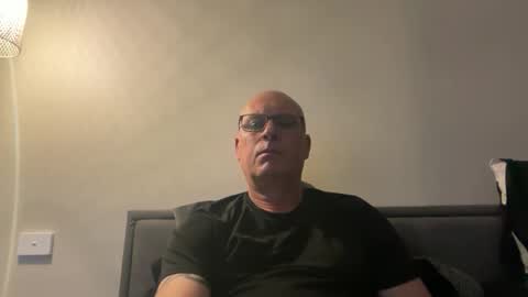 Snapshot of beatsboy87 chatting on 10-25-25, 11:29 beatsboy87 online show from 10-25-25, 11:29