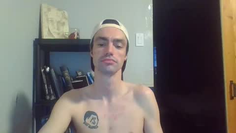 Snapshot of beaulieu2027 chatting on 12-14-25, 09:52 beaulieu2027 online show from 12-14-25, 09:52