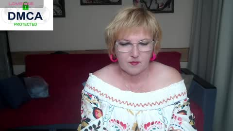 Snapshot of beautiful_lina7 chatting on 05-23-26, 05:28 your Lana online show from 05-23-26, 05:28