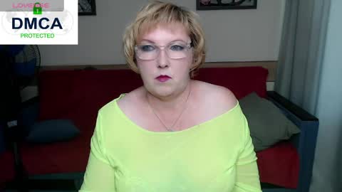 Snapshot of beautiful_lina7 chatting on 05-25-26, 07:14 your Lana online show from 05-25-26, 07:14