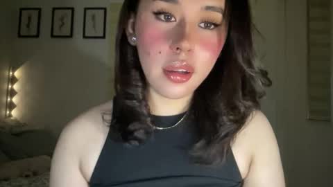 Snapshot of beautiful_lust69 chatting on 11-26-25, 02:29 Sweet Aya online show from 11-26-25, 02:29