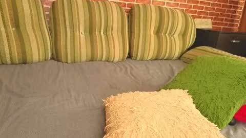 Gina online show from 11-26-25, 08:04