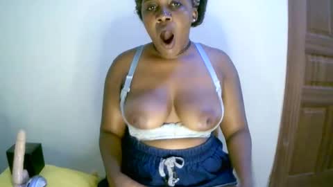 beautifulpeach2 online show from 01-22-25, 07:25