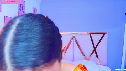 Snapshot of beautifulskinny18 chatting on 01-02-25, 08:02 Shalom online show from 01-02-25, 08:02