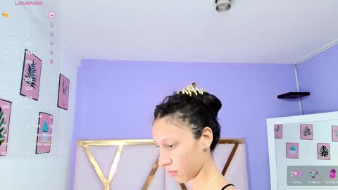 Snapshot of beautifulskinny18 chatting on 01-20-25, 07:46 Shalom online show from 01-20-25, 07:46