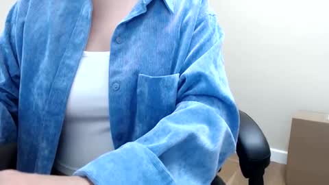 Snapshot of beauty_annyta chatting on 05-25-26, 06:52 beauty_annyta online show from 05-25-26, 06:52