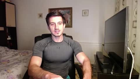 Snapshot of beauty_hard_beast chatting on 11-11-25, 10:26 Mia and Jake online show from 11-11-25, 10:26