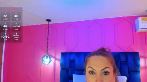 Snapshot of beauty_milf4 chatting on 11-18-25, 11:36 Chantall online show from 11-18-25, 11:36