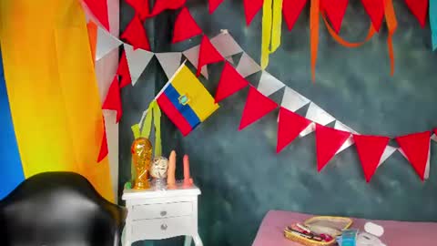 Snapshot of beautyebony_ chatting on 06-23-26, 12:03 beautyebony_ online show from 06-23-26, 12:03