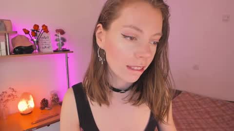 Snapshot of beautyeliise chatting on 03-03-25, 09:00 Eliise online show from 03-03-25, 09:00