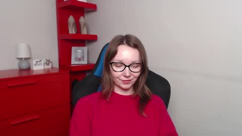 Zoe online show from 12-09-24, 07:17