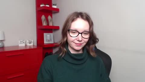 Zoe online show from 01-08-25, 12:37