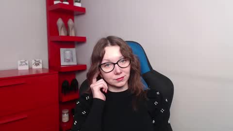 Zoe online show from 01-15-25, 06:33