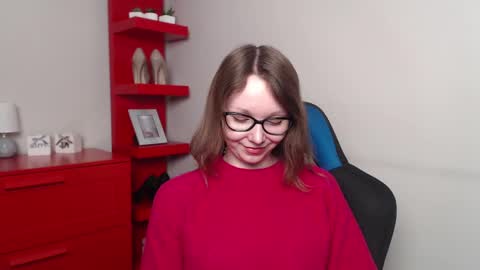 Zoe online show from 02-11-25, 12:37