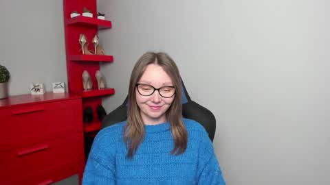 Zoe online show from 10-20-25, 06:36