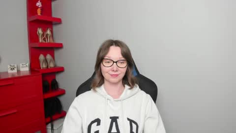 Zoe online show from 04-17-26, 07:00