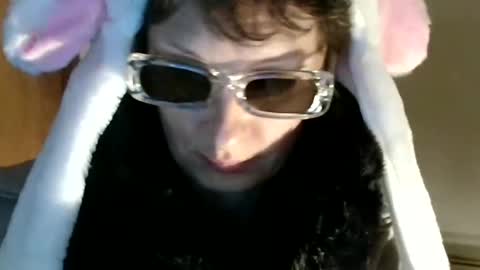 Snapshot of bebacksooon chatting on 12-01-25, 08:03 Raluca online show from 12-01-25, 08:03