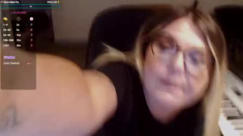 Becca Lubov online show from 06-21-26, 03:20
