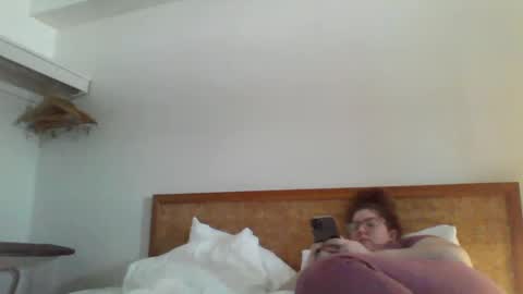 Snapshot of bedbandits chatting on 01-25-25, 03:09 Bedbandits69 online show from 01-25-25, 03:09