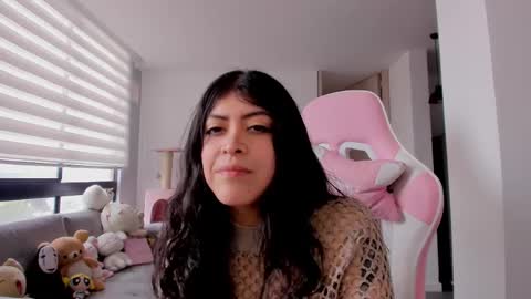 Snapshot of bedroomeyess chatting on 03-06-25, 05:54 Amber UwU IM MOVING AND IS CRAZY ILL BE BACK VERY SOON 3 MISS YA ALREADY online show from 03-06-25, 05:54