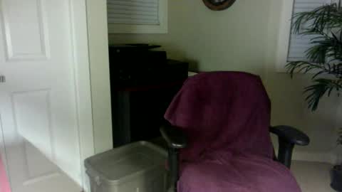 Snapshot of beefynbc2 chatting on 11-30-25, 02:26 Beefy online show from 11-30-25, 02:26