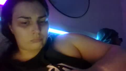 Snapshot of beeinmedeep chatting on 10-10-25, 04:28 beeinmedeep online show from 10-10-25, 04:28