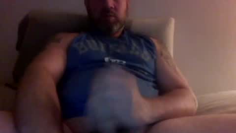 Snapshot of beekstar chatting on 09-17-25, 02:57 beekstar online show from 09-17-25, 02:57