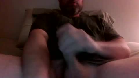 Snapshot of beekstar chatting on 10-12-25, 08:35 beekstar online show from 10-12-25, 08:35