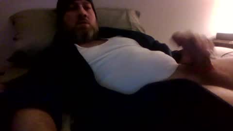 Snapshot of beekstar chatting on 12-19-25, 07:21 beekstar online show from 12-19-25, 07:21