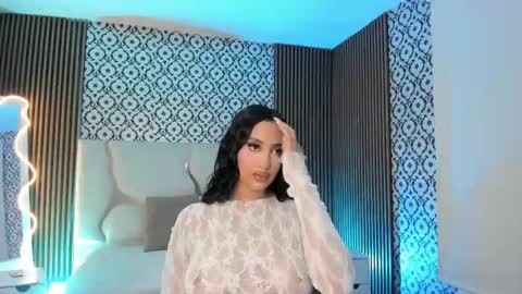 BELLA online show from 06-05-26, 12:11