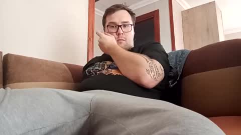 Snapshot of beennudeislife chatting on 10-21-25, 12:17 beennudeislife online show from 10-21-25, 12:17