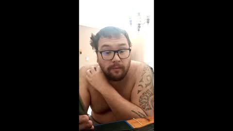 Snapshot of beennudeislife chatting on 05-15-26, 09:05 beennudeislife online show from 05-15-26, 09:05
