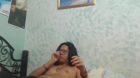 Snapshot of beentage chatting on 01-06-25, 06:14 Alex online show from 01-06-25, 06:14