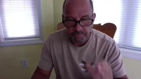 Luckyone online show from 04-23-26, 07:27