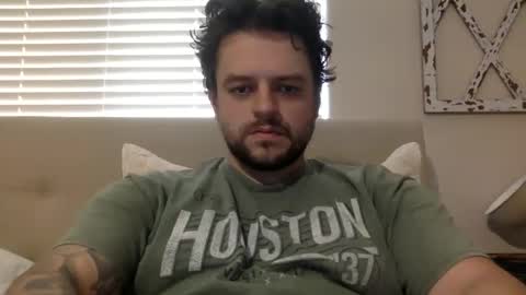 Snapshot of beginnersluck111 chatting on 09-11-25, 05:24 Beginners Luck online show from 09-11-25, 05:24