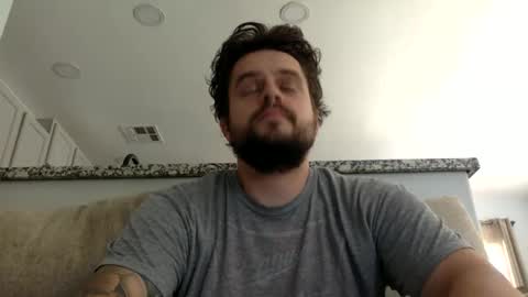 Snapshot of beginnersluck111 chatting on 10-04-25, 08:29 Beginners Luck online show from 10-04-25, 08:29