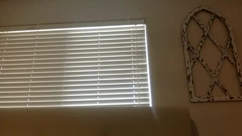 Snapshot of beginnersluck111 chatting on 10-08-25, 04:37 Beginners Luck online show from 10-08-25, 04:37