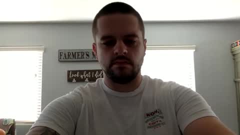 Snapshot of beginnersluck111 chatting on 10-23-25, 03:44 Beginners Luck online show from 10-23-25, 03:44