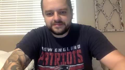 Snapshot of beginnersluck111 chatting on 11-05-25, 04:29 Beginners Luck online show from 11-05-25, 04:29