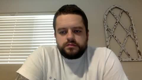 Snapshot of beginnersluck111 chatting on 12-03-25, 03:43 Beginners Luck online show from 12-03-25, 03:43