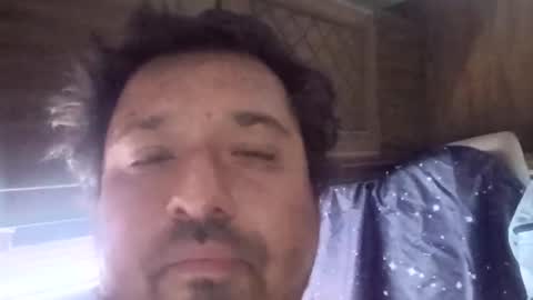 Snapshot of beheadedleo chatting on 05-09-26, 09:53 Leo online show from 05-09-26, 09:53