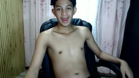 Snapshot of bejjs_08 chatting on 03-29-26, 04:01 brandonjames online show from 03-29-26, 04:01