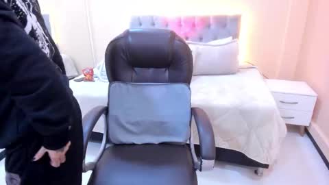 Bela online show from 02-24-26, 12:36