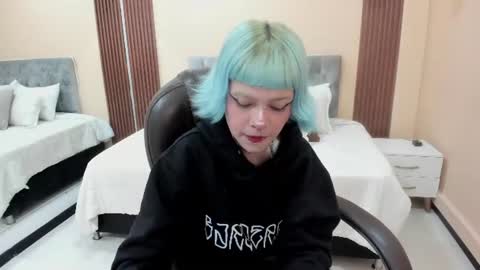 Bela online show from 06-24-26, 12:48