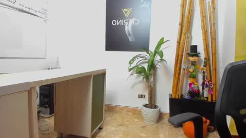 Snapshot of belamiramil chatting on 12-03-24, 05:42 independent model online show from 12-03-24, 05:42