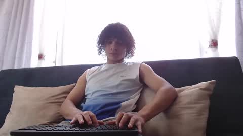 Snapshot of belamiramil chatting on 01-16-25, 07:10 independent model online show from 01-16-25, 07:10