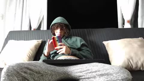 Snapshot of belamiramil chatting on 01-17-25, 01:15 independent model online show from 01-17-25, 01:15