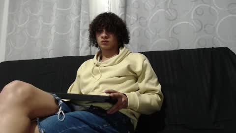 Snapshot of belamiramil chatting on 01-18-25, 01:19 independent model online show from 01-18-25, 01:19