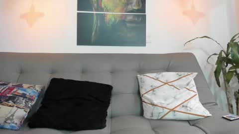 Snapshot of belamiramil chatting on 03-11-25, 09:26 independent model online show from 03-11-25, 09:26