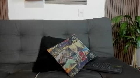 Snapshot of belamiramil chatting on 10-22-25, 03:18 independent model online show from 10-22-25, 03:18